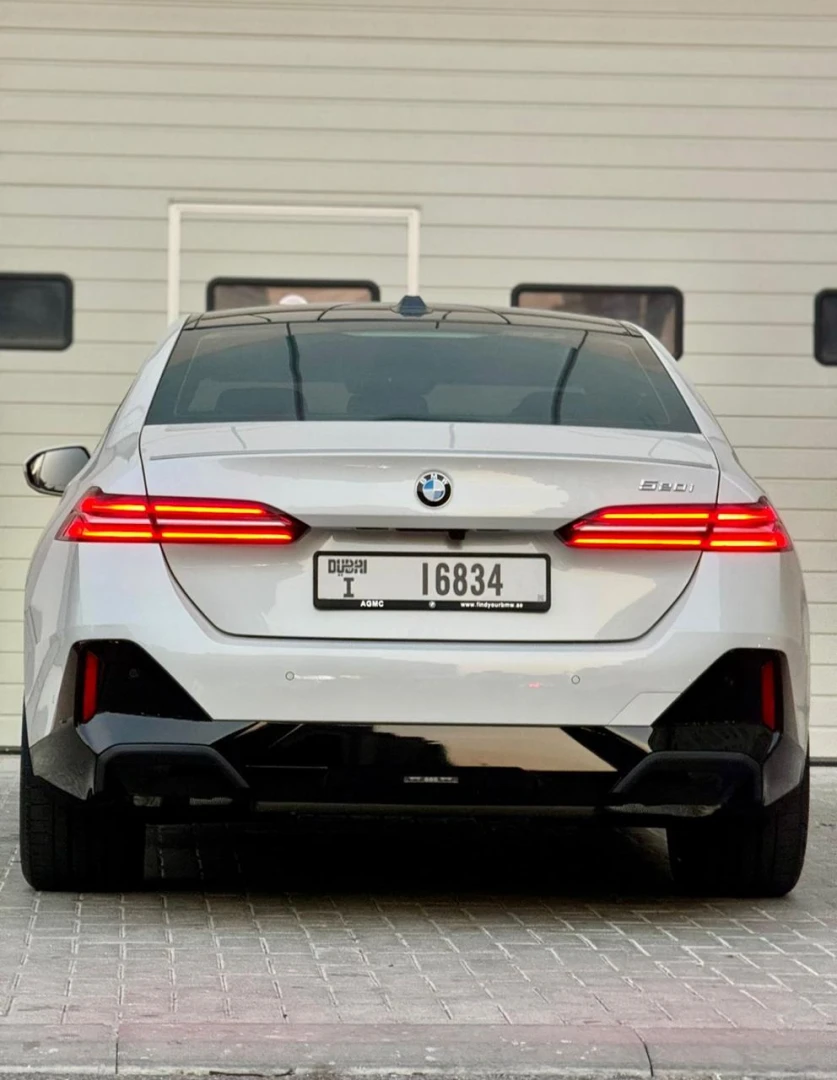 BMW 520I KIT M 2024 - Sedan Car thumbnail NaN